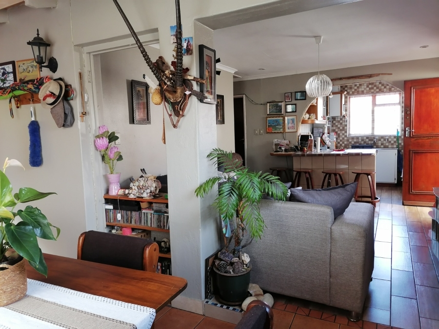 2 Bedroom Property for Sale in Grassy Park Western Cape